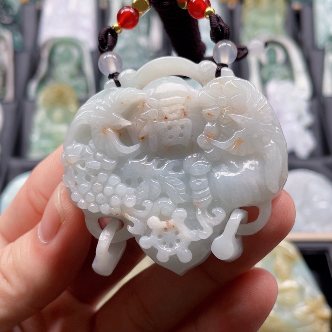 颈饰未镶嵌翡翠翡翠