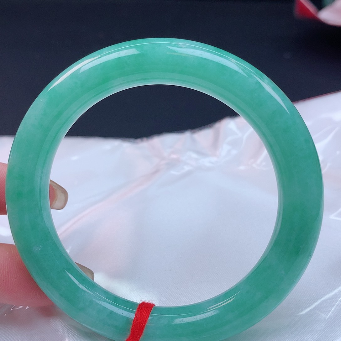 【闪购商品】未镶嵌手镯翡翠58