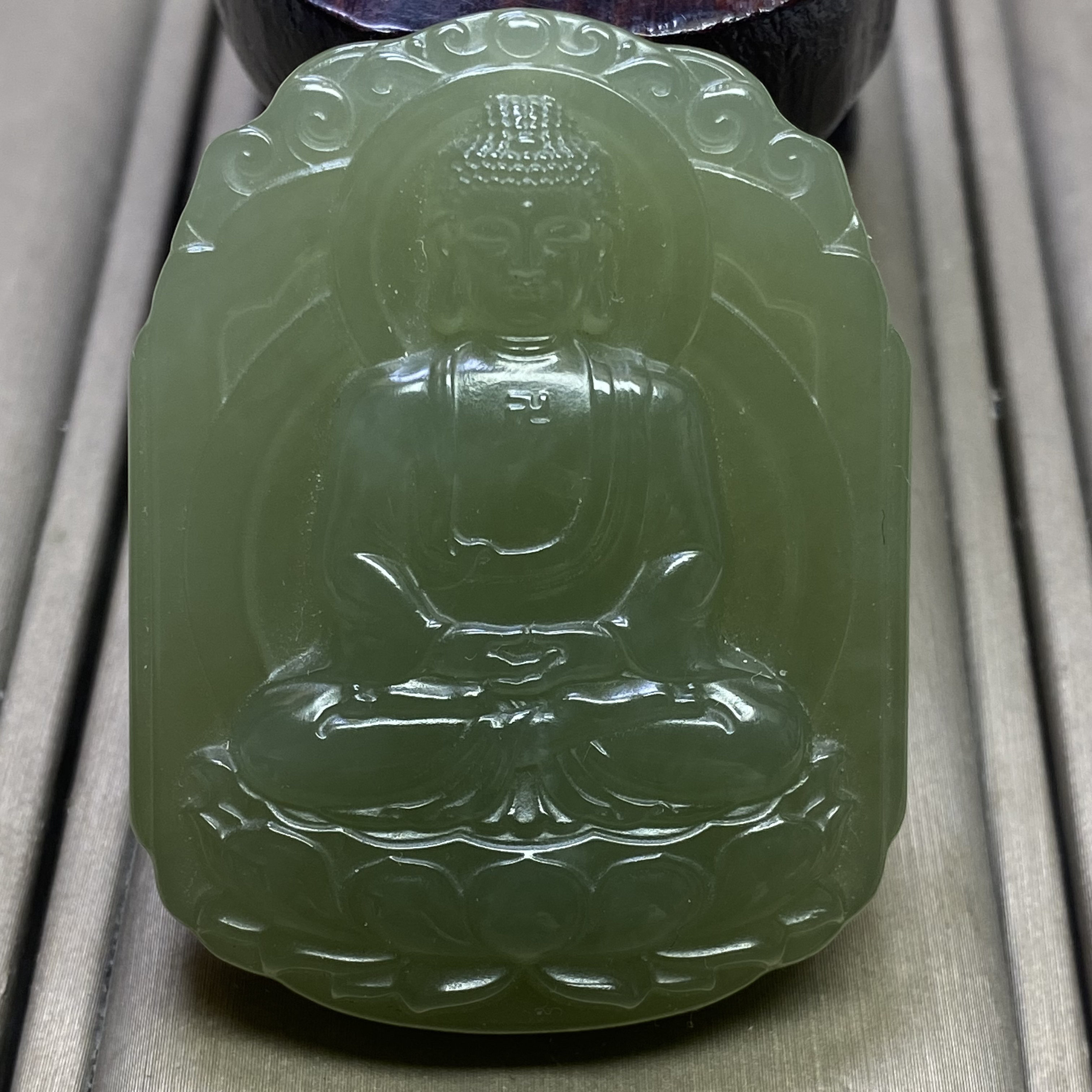 天然和田玉大日如来吊坠青海高冰湖水绿挂件一物一证精品油润