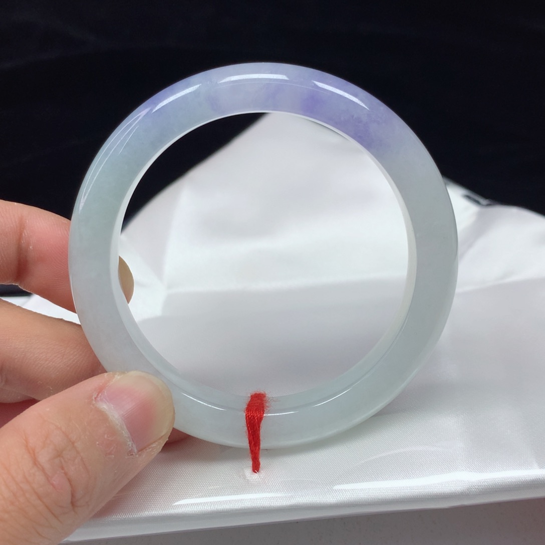 翡翠手镯（圆镯）未镶嵌54.1