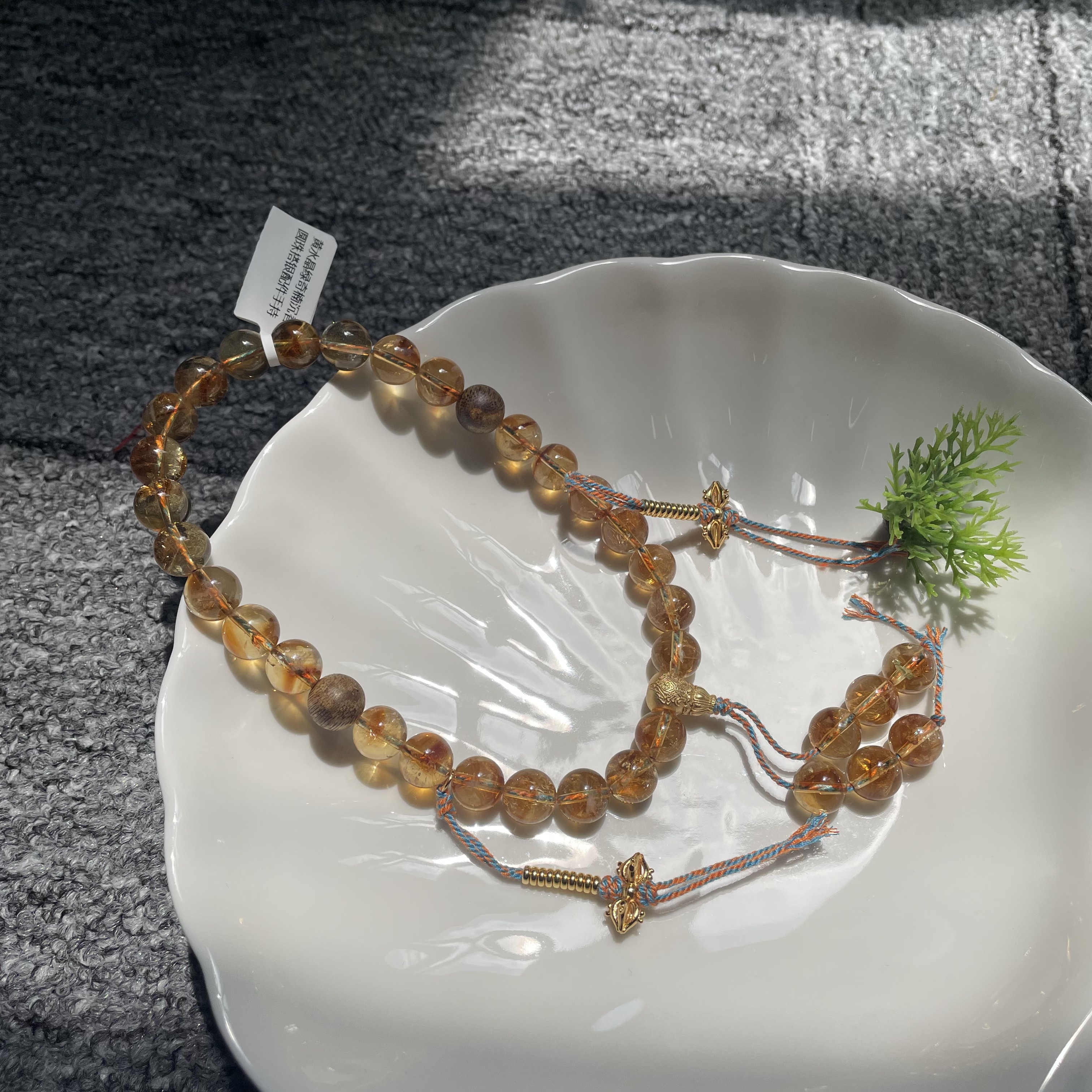 黄水晶绿奇楠沉香圆珠搭银配件手持