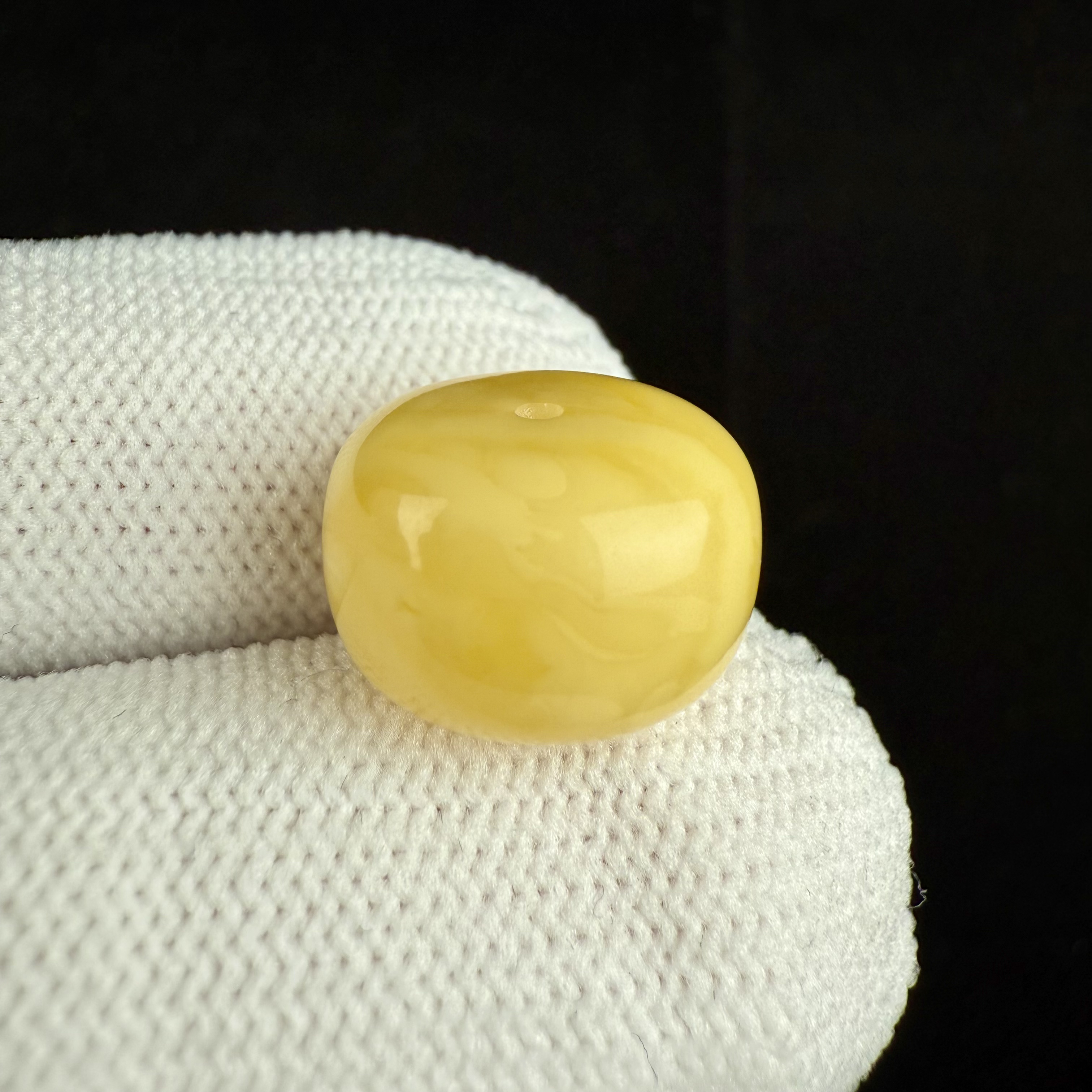 B4876天然蜜蜡 俄料瑕疵扣子墩子14.6*9.6mm 一物一图 假一罚十