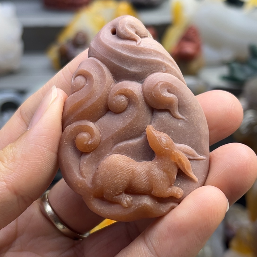 22K金镶嵌定制石英质玉掛件