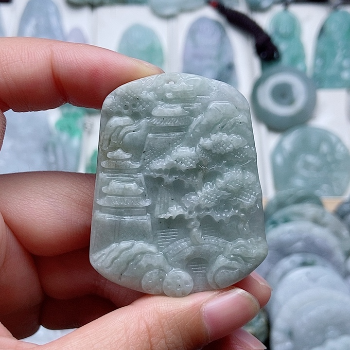 翡翠未镶嵌颈饰翡翠