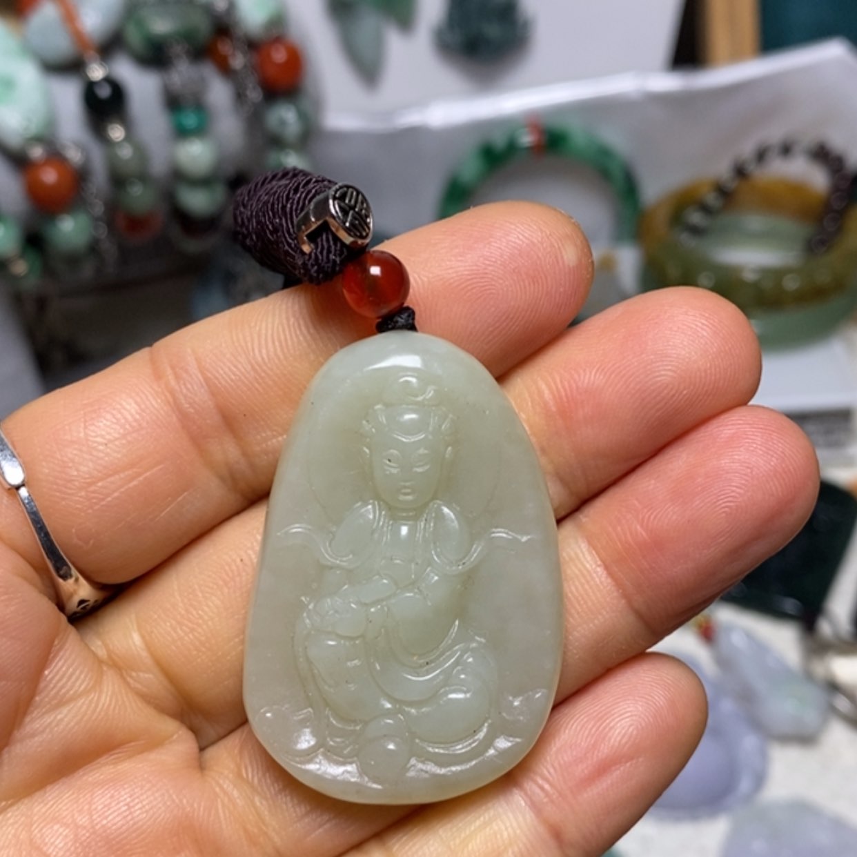 【闪购商品】翡翠吊坠(赠链)未镶嵌