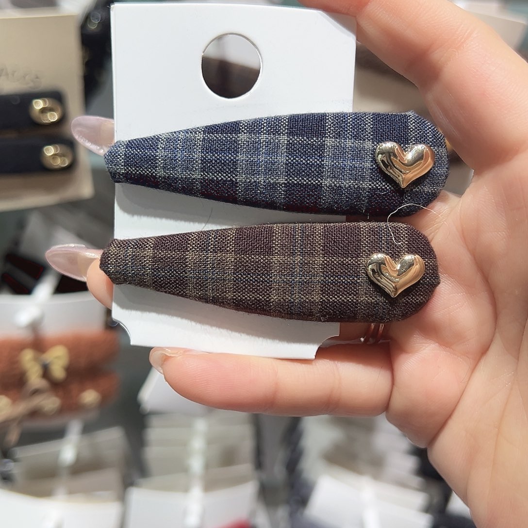 皮质铁合金爱心拼色格子