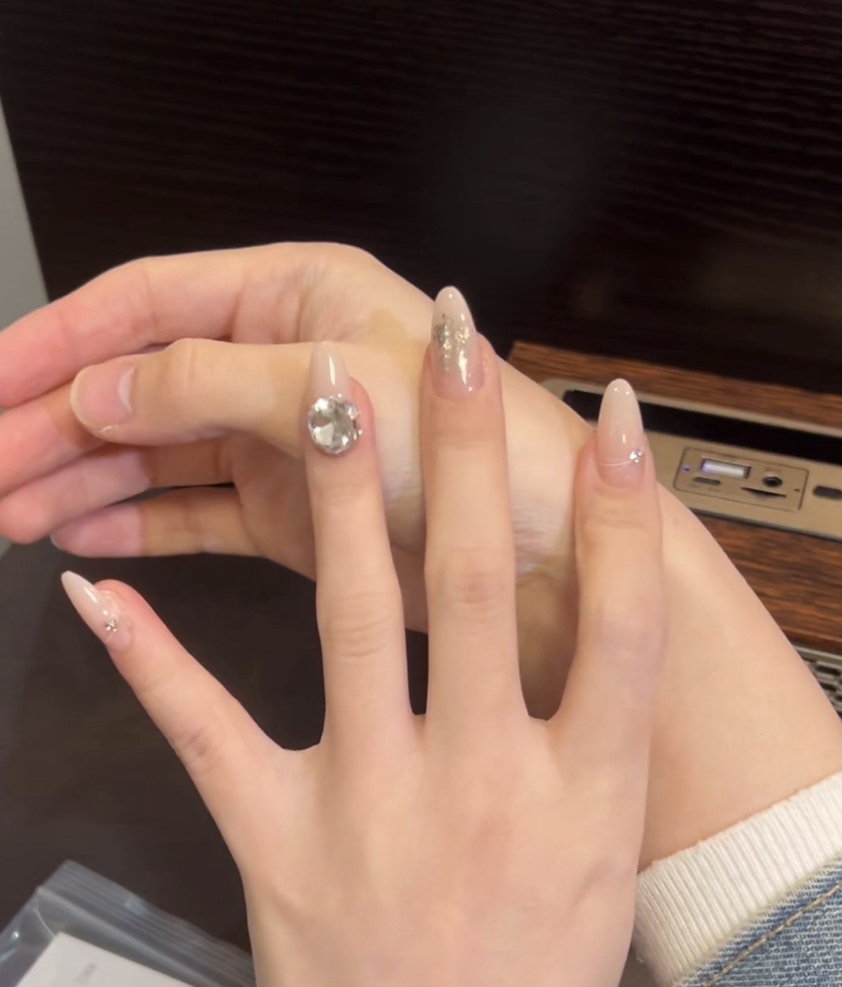 【奶奶的】纯手工贴钻百搭设计穿戴甲