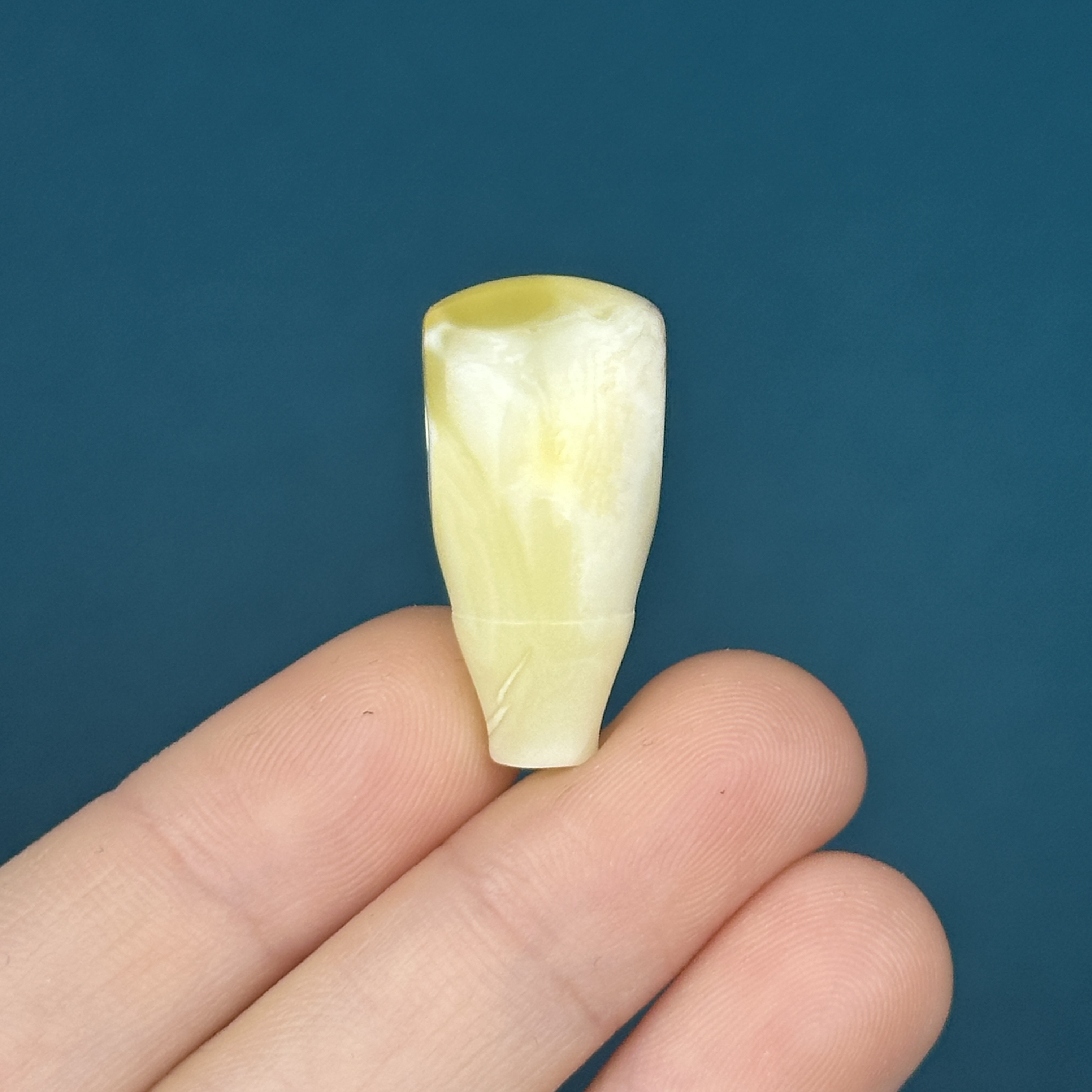 Z74-44天然原矿蜜蜡俄料妖花三通13*26*11mm 支持鉴定 假一罚十