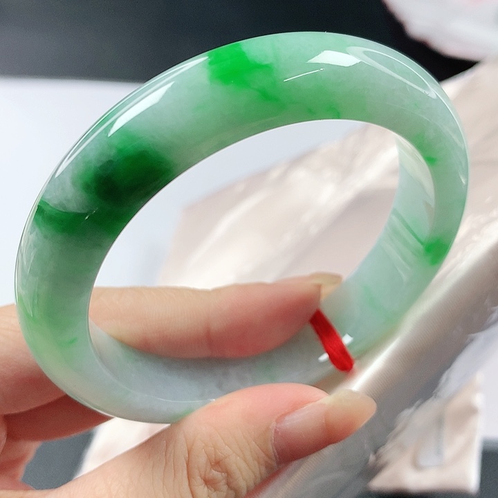 未镶嵌手镯翡翠，865