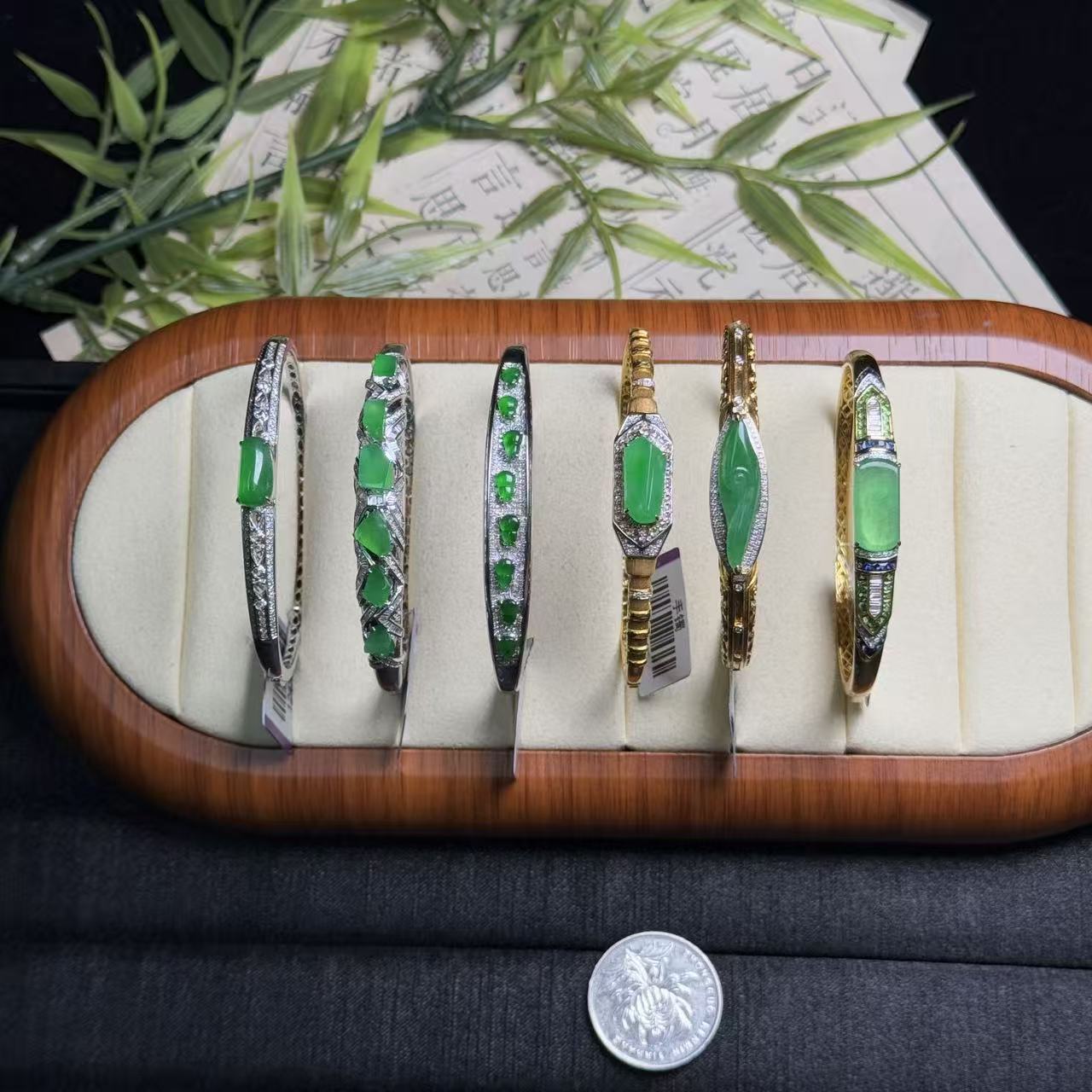 思懿珠宝 18K翡翠手镯-35000-1-ZGM-多样性发一