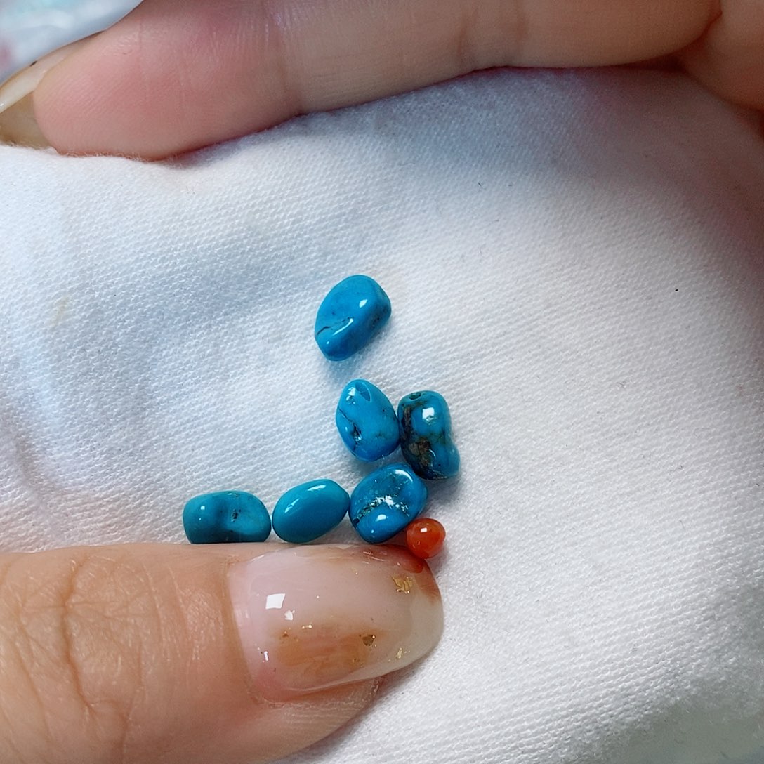 南红玛瑙未镶嵌珠宝奇石
