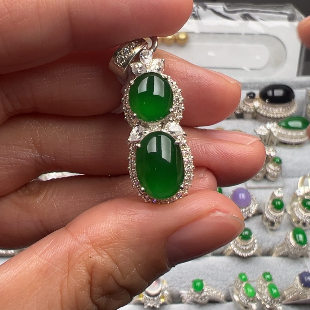 定制翡翠未镶嵌A货