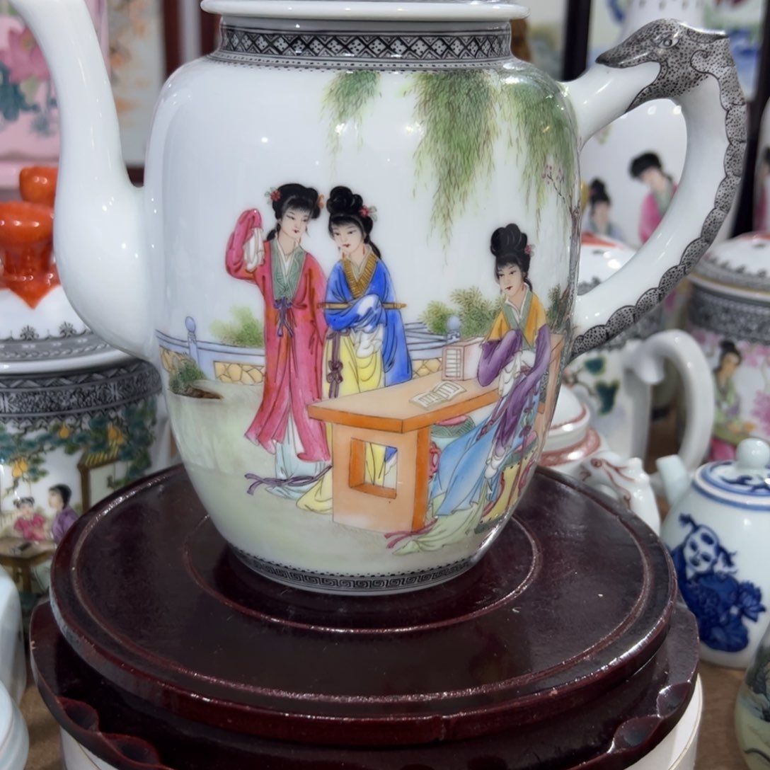 摆件瓷卍****卍景德镇陶瓷艺术