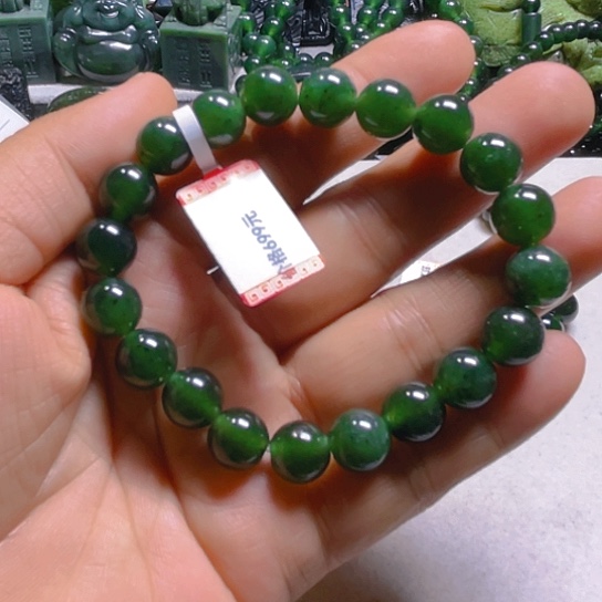 蛇纹石玉未镶嵌颈饰沉*?