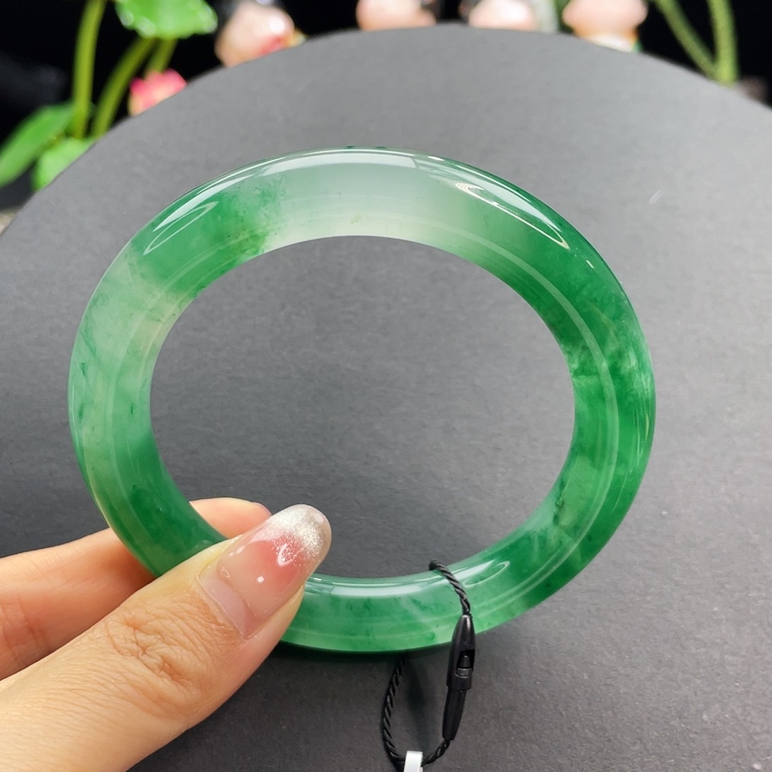 石英质玉手镯未镶嵌58-59佳