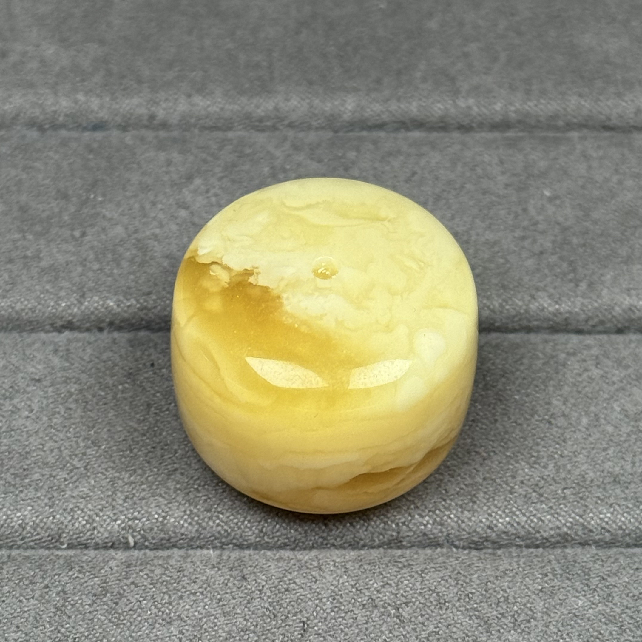 【伟伟鉴定】原矿蜜蜡 鸡油黄妖花 墩子 吊坠25/20.7时尚百搭