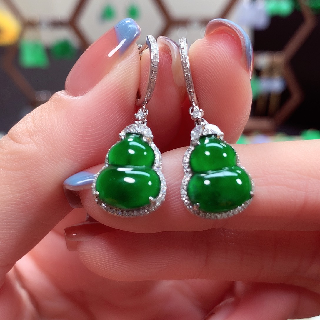 翡翠耳饰18K金镶嵌天然翡翠