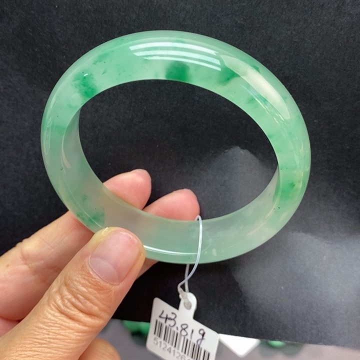 石英质玉未镶嵌手镯