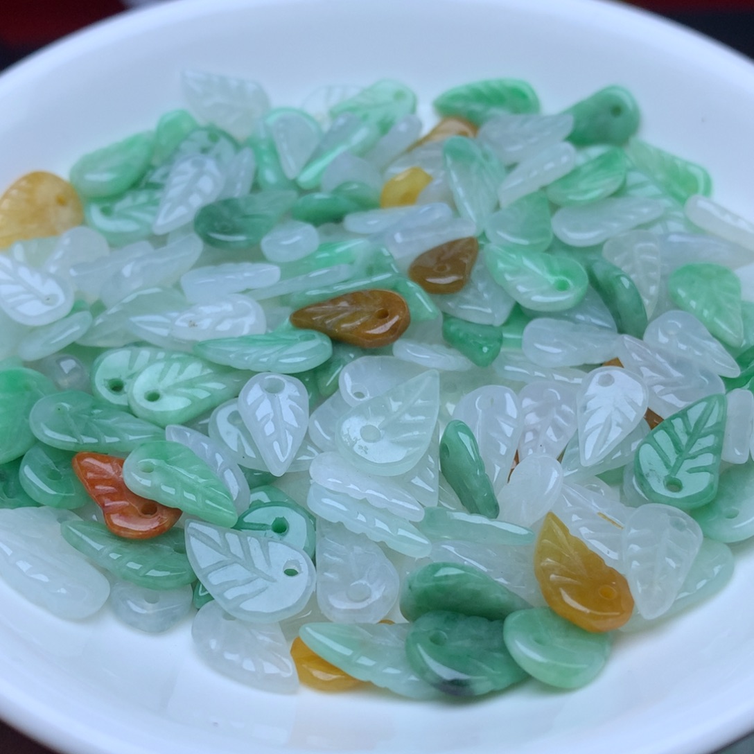 【闪购商品】翡翠手链未镶嵌冰三彩树叶子20个