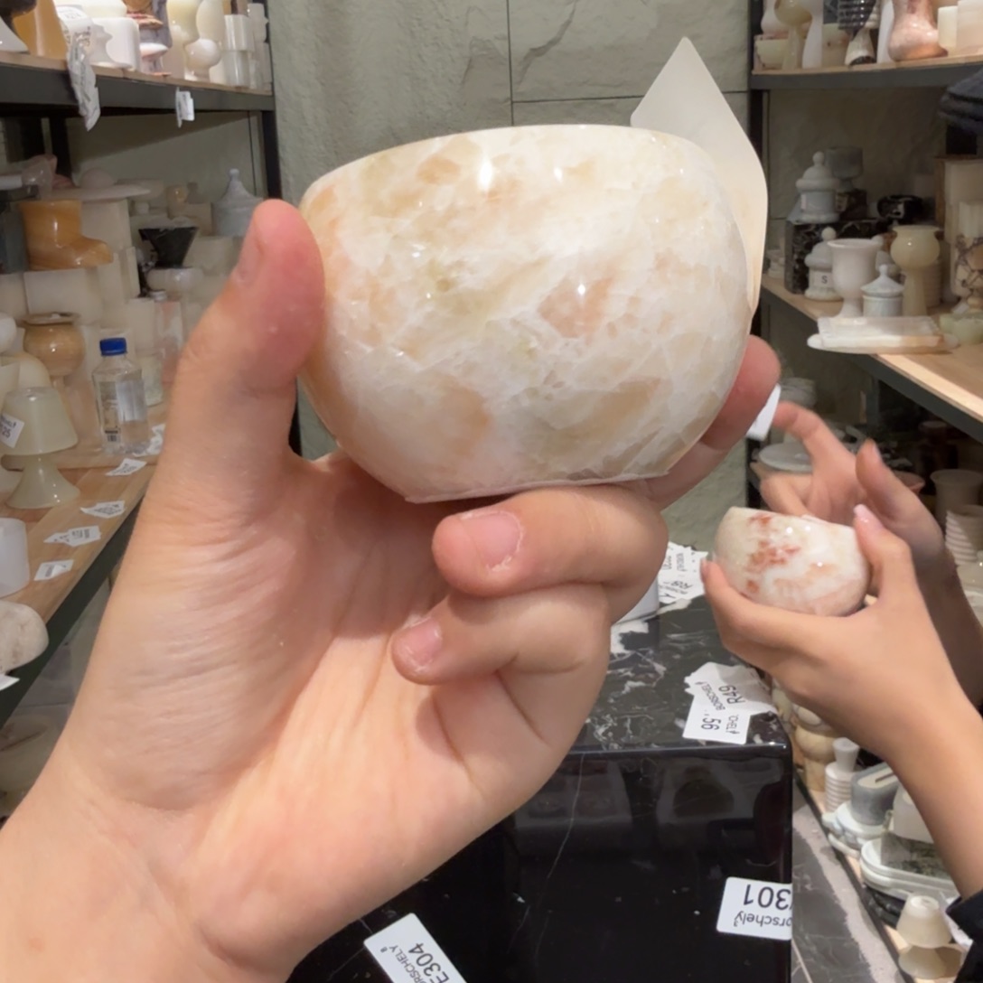 大理石R132。 花。 