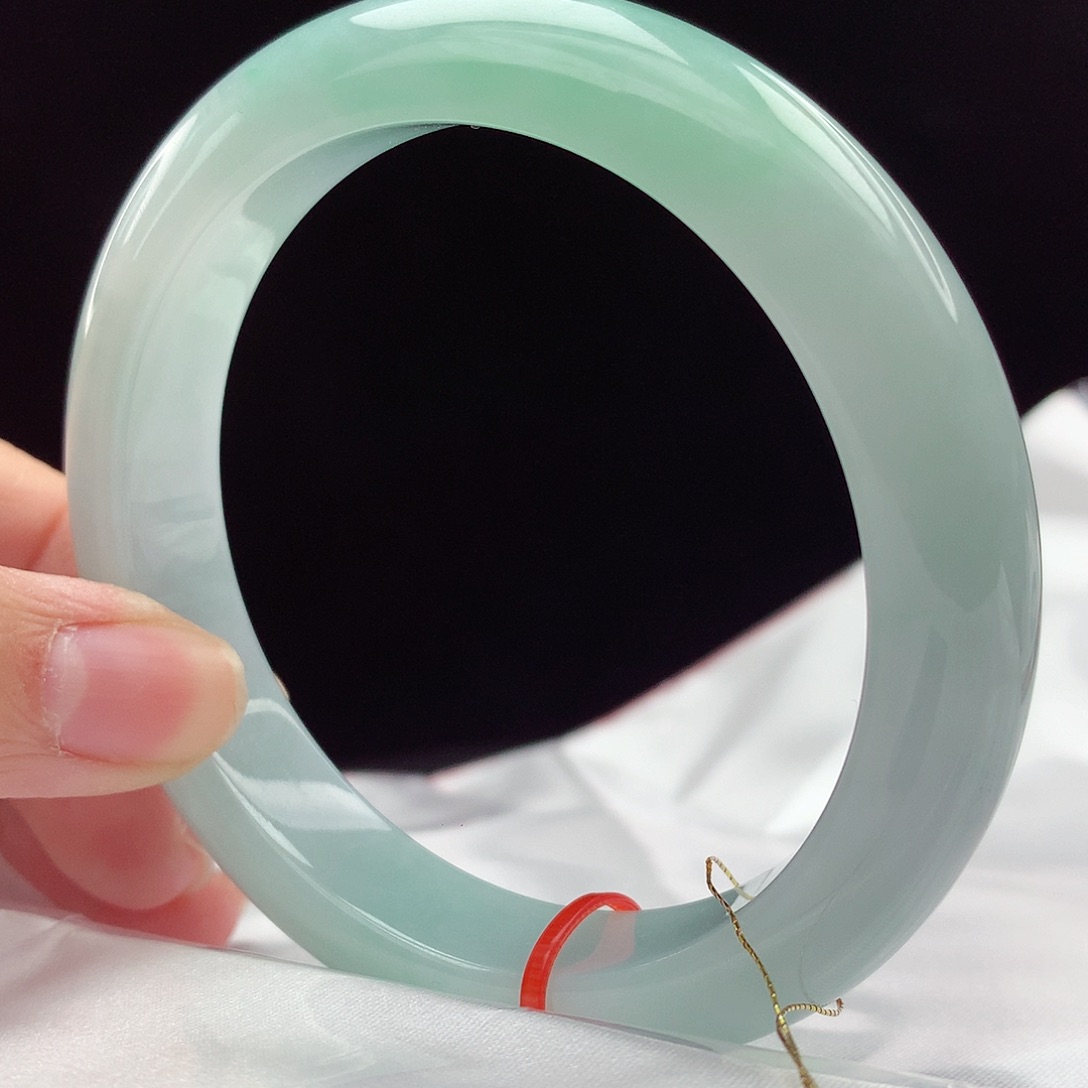 未镶嵌手镯翡翠牛****糖60圈4843