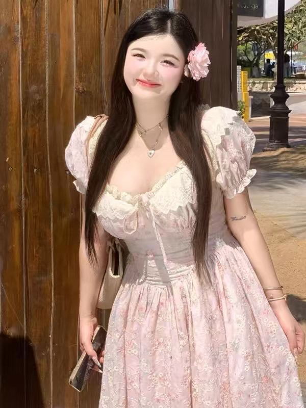 大码法式甜美碎花气质收腰小飞袖泡泡连衣裙夏季新款蕾丝公主裙子