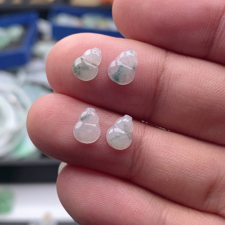 ****、翡翠未镶嵌吊坠(不含链)