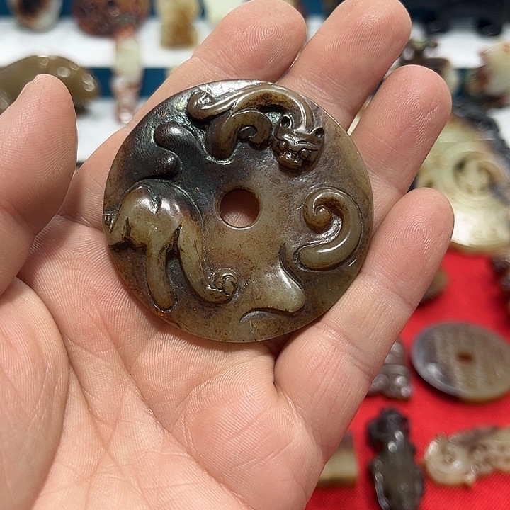 和田玉挂件未镶嵌上*