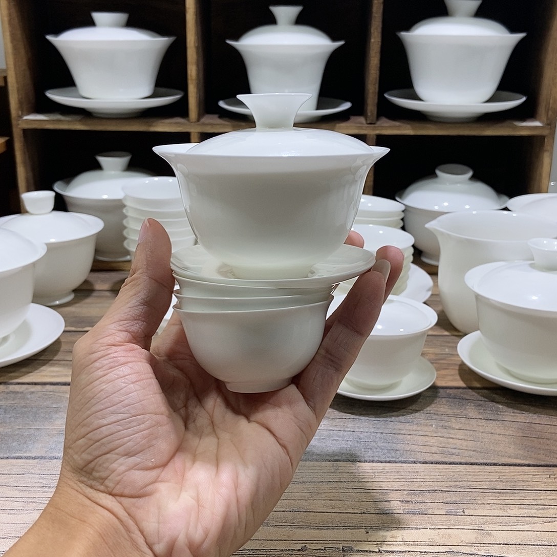 爱***单骨瓷3.4盖碗盖下约110ml+3大玉兰杯45ml