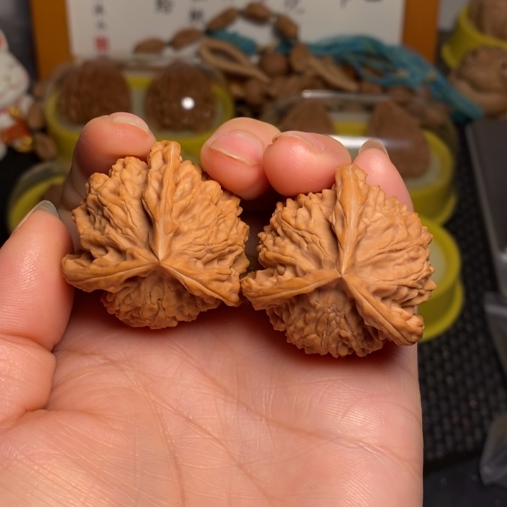 文玩核桃把件39盘山三棱
