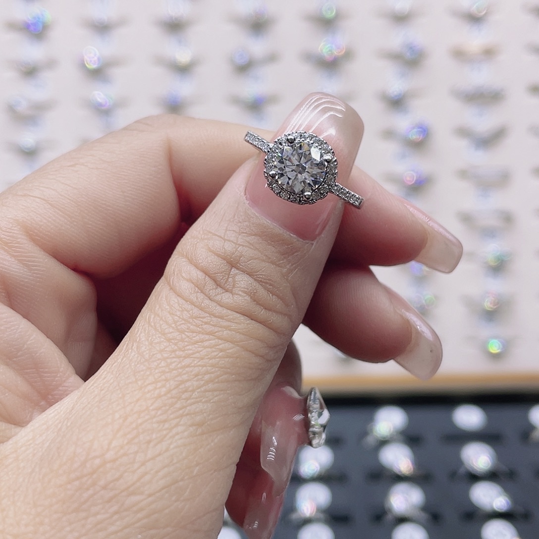 莫桑石非金属直臂圆包1卡14圈