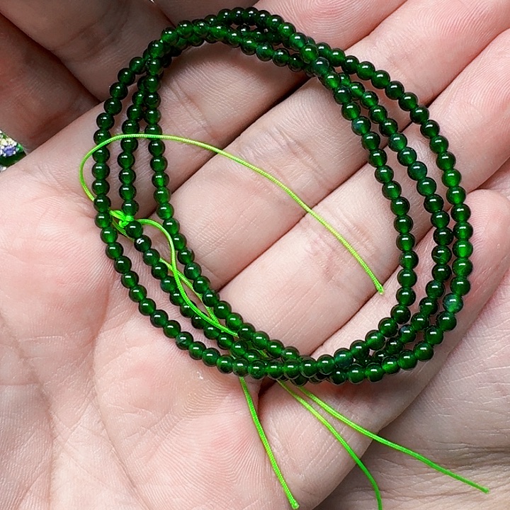 翡翠颈饰未镶嵌天然A翡翠放漏