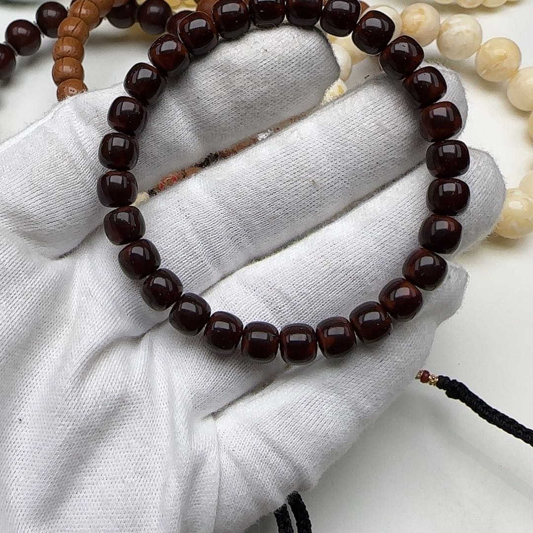 吃***拳手串猴头核桃老型手串