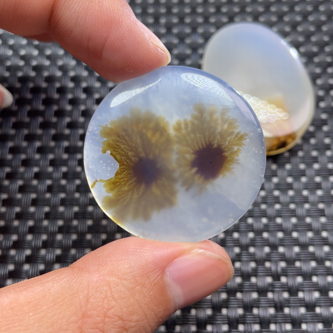 未镶嵌颈饰玛瑙/玉髓心****师