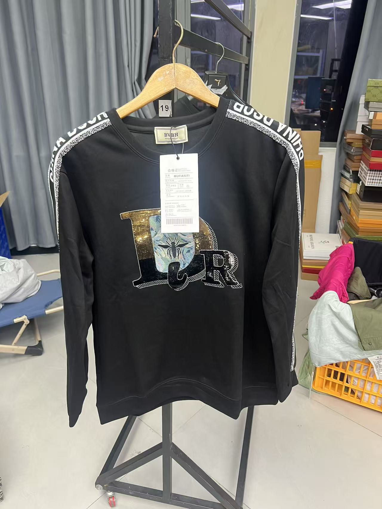 精品圆领长袖-001