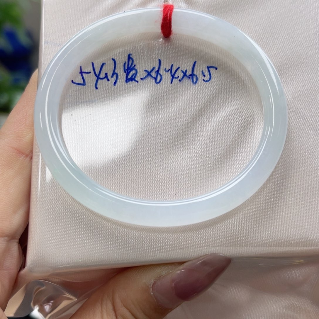 未镶嵌手镯翡翠翡翠