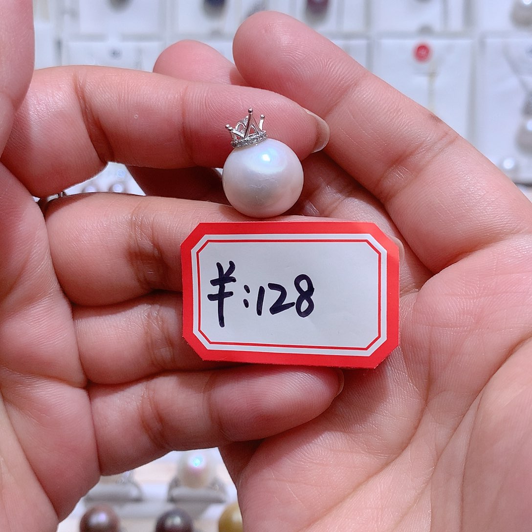 淡水珍珠银S925镶嵌吊坠(赠链)CC