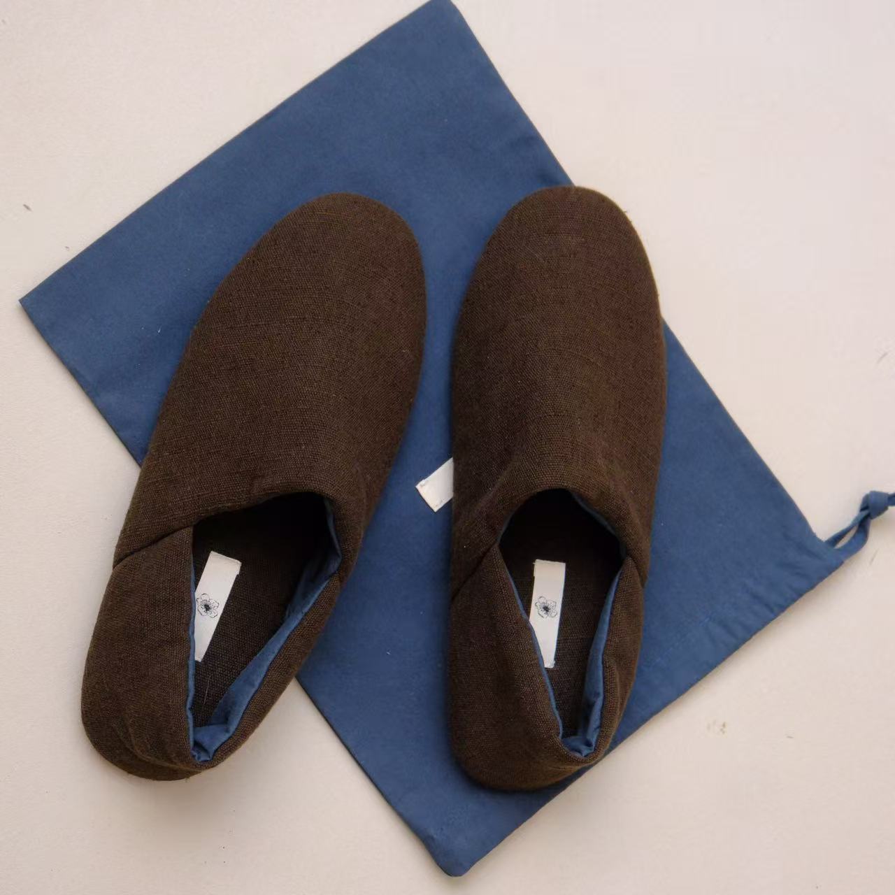 花间事夏先生与秋小姐地板拖鞋（拖鞋面：亚麻；内里：纯棉）鹿皮底