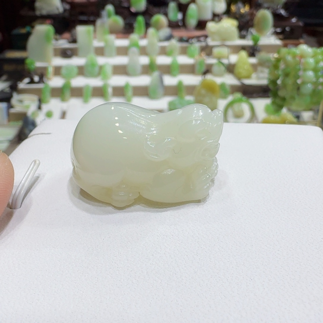 和田玉未镶嵌颈饰和田玉俄罗斯白玉貔貅挂件