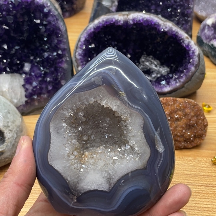 紫晶水晶寿桃未镶嵌