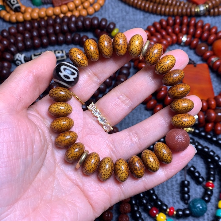 星月菩提吊坠菩提