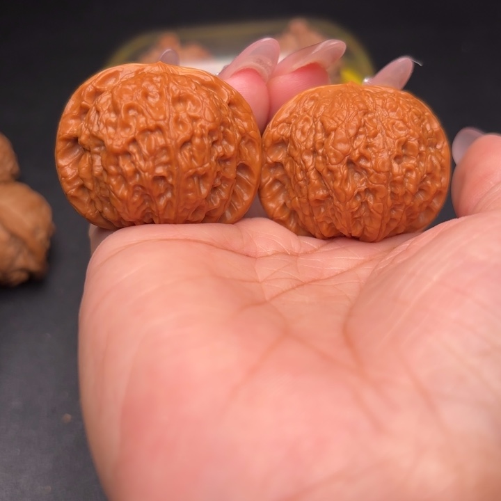 桃核把件40血麒麟