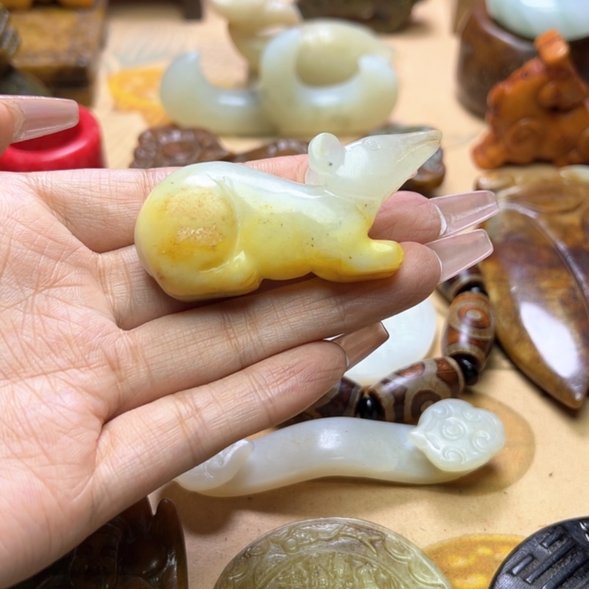 【闪购商品】蛇纹石玉颈饰未镶嵌