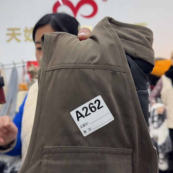 德绒皮毛一体马甲男款L号