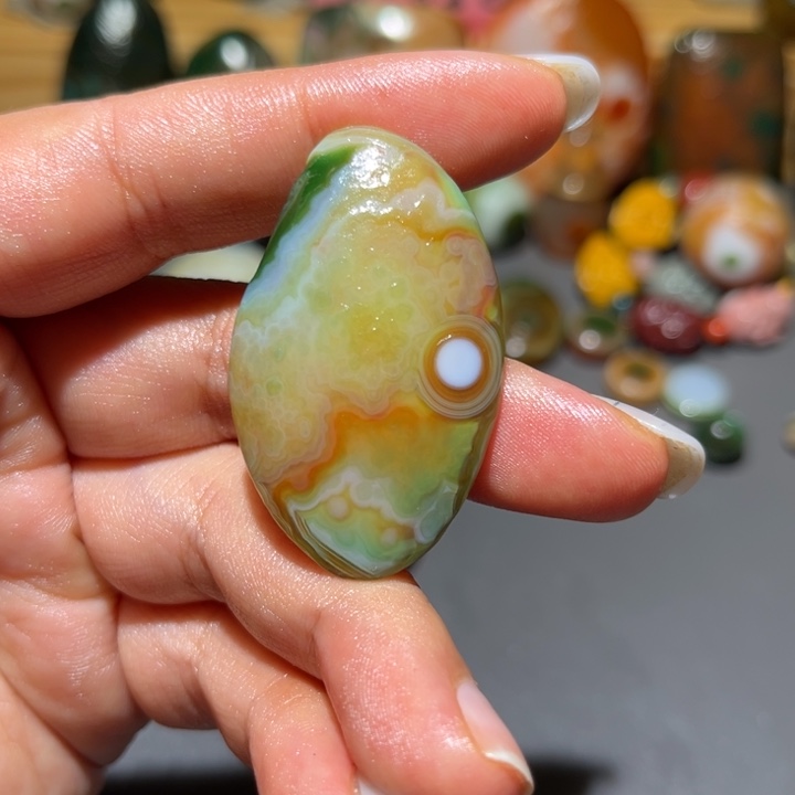 玛瑙/玉髓颈饰未镶嵌