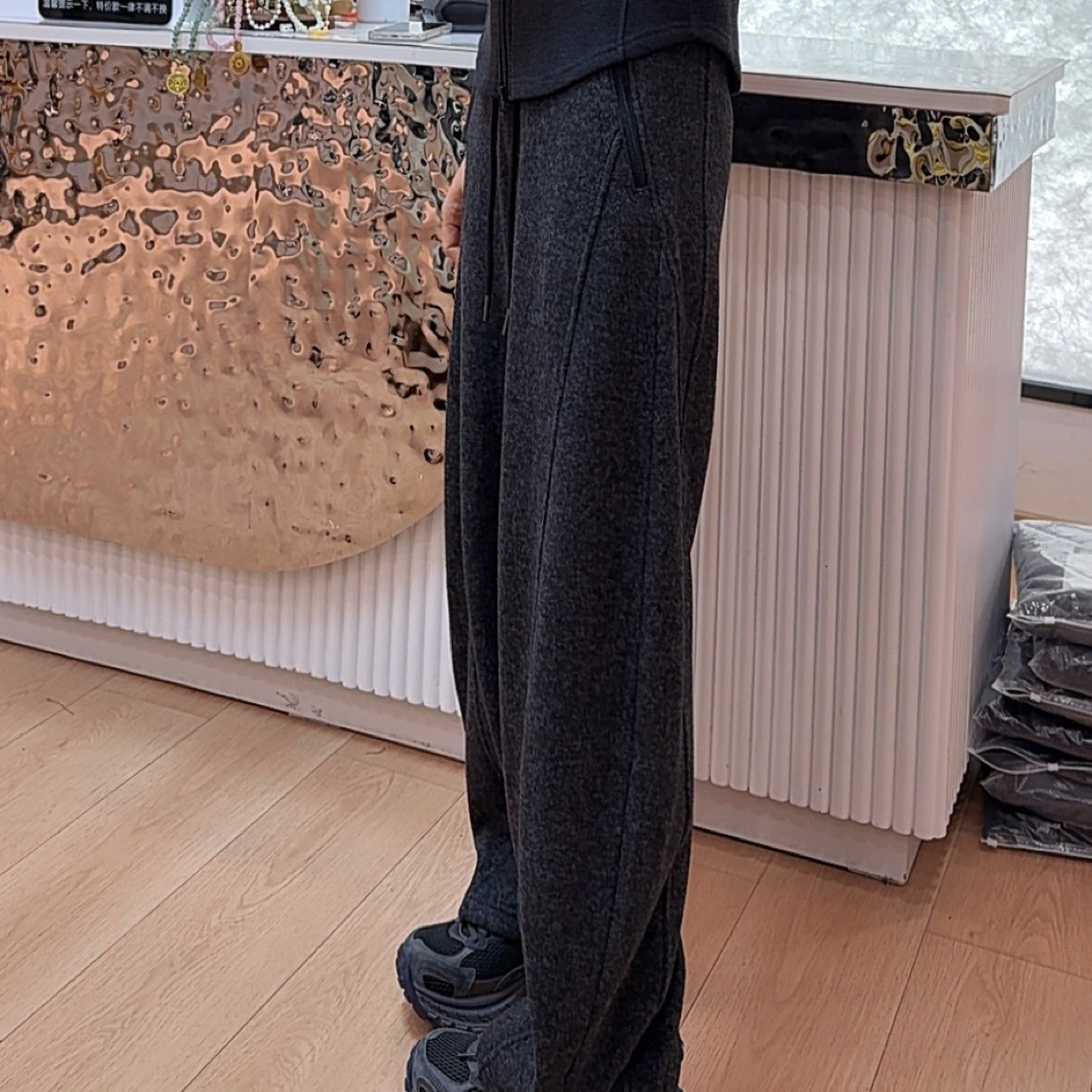 【MINZI敏子女装集合店】精选羊毛弯刀卫裤