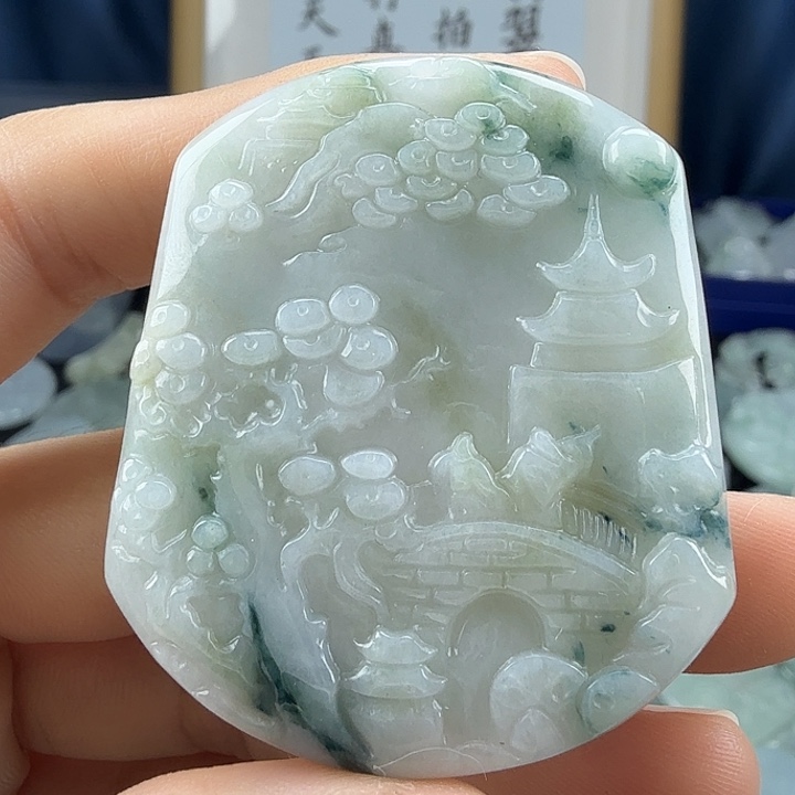 翡翠未镶嵌颈饰翡翠