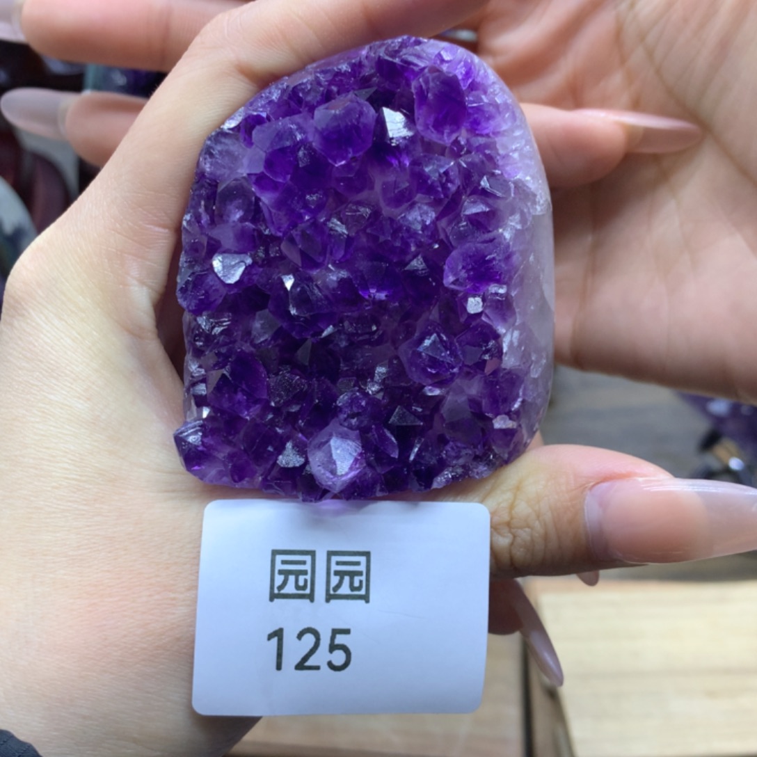 紫晶大型摆件（非配饰）未镶嵌