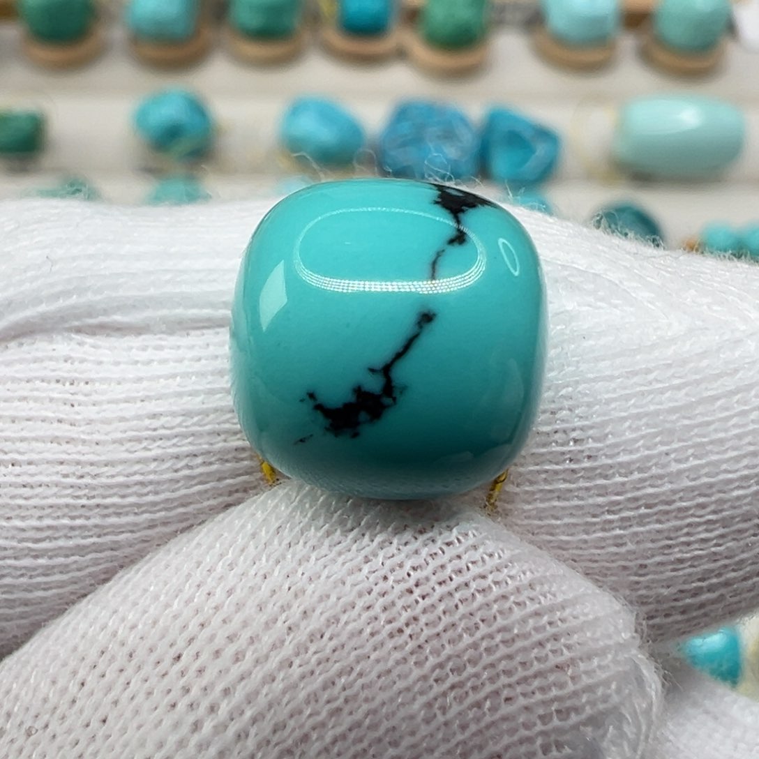 绿松石配饰未镶嵌