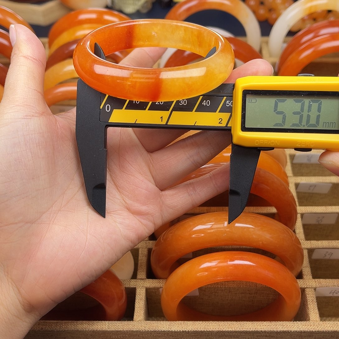 合金石英质玉（黄龙玉）手镯茄山黄龙玉老油料福利34号